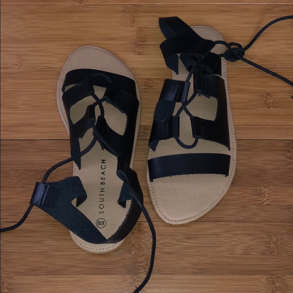 Gladiator sandals - Picture 2 of 3